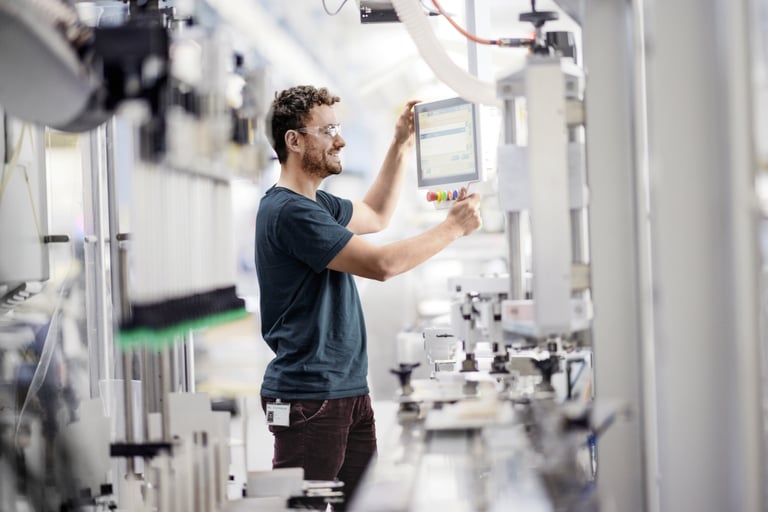 Syntegon service worker