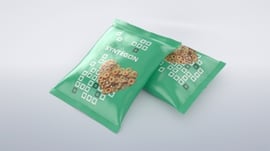 flakes-loops-pillow-bag